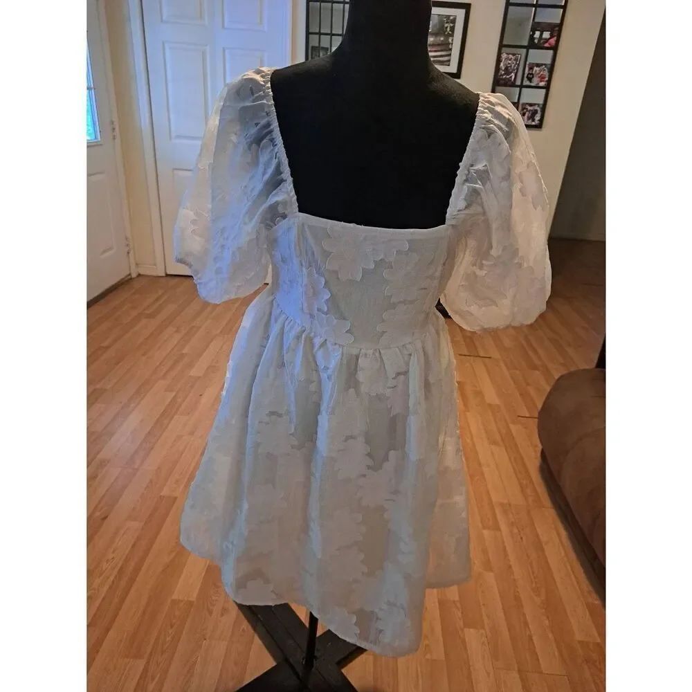 New Easel Los Angeles Small Ivory Textured Organza Short Sleeve Mini Dress NWT